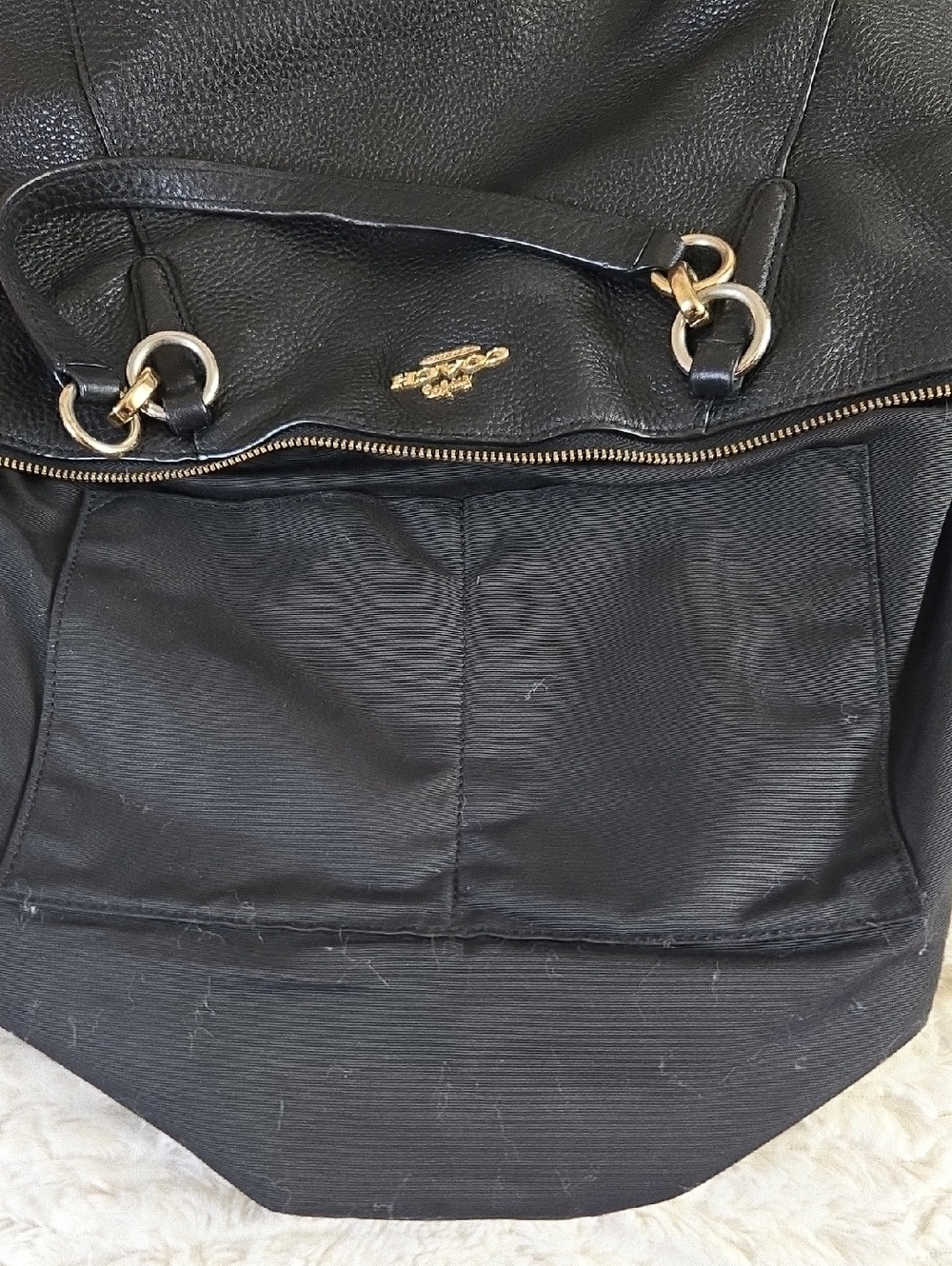 Coach Black Pebbled Leather Tote with Gold Hardware And Coach Cherry Zipper Pull - Picture 9 of 9